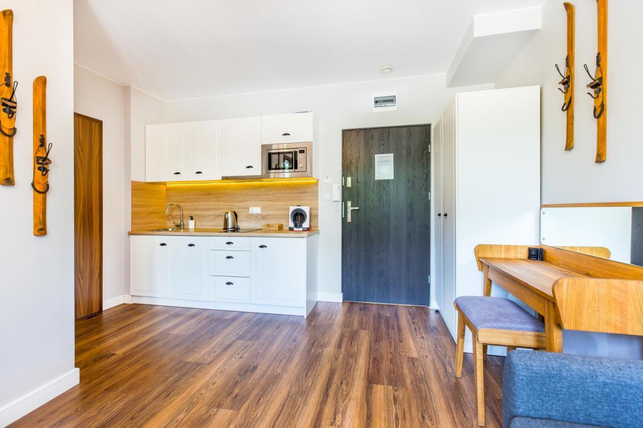 Palac Tatrzanski Apartamenty บุโควินา ทัตซานสกา ภายนอก รูปภาพ