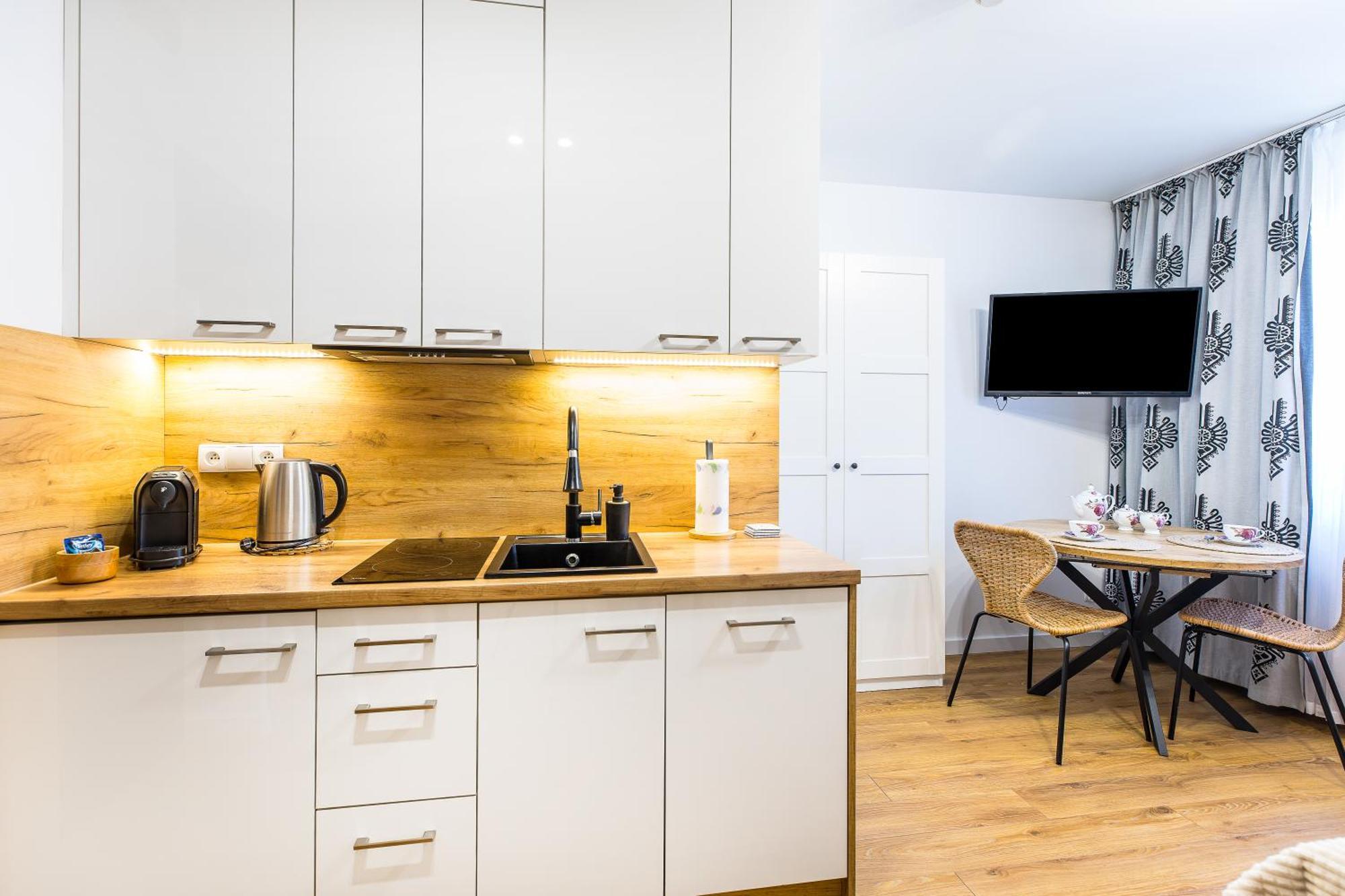 Palac Tatrzanski Apartamenty บุโควินา ทัตซานสกา ภายนอก รูปภาพ