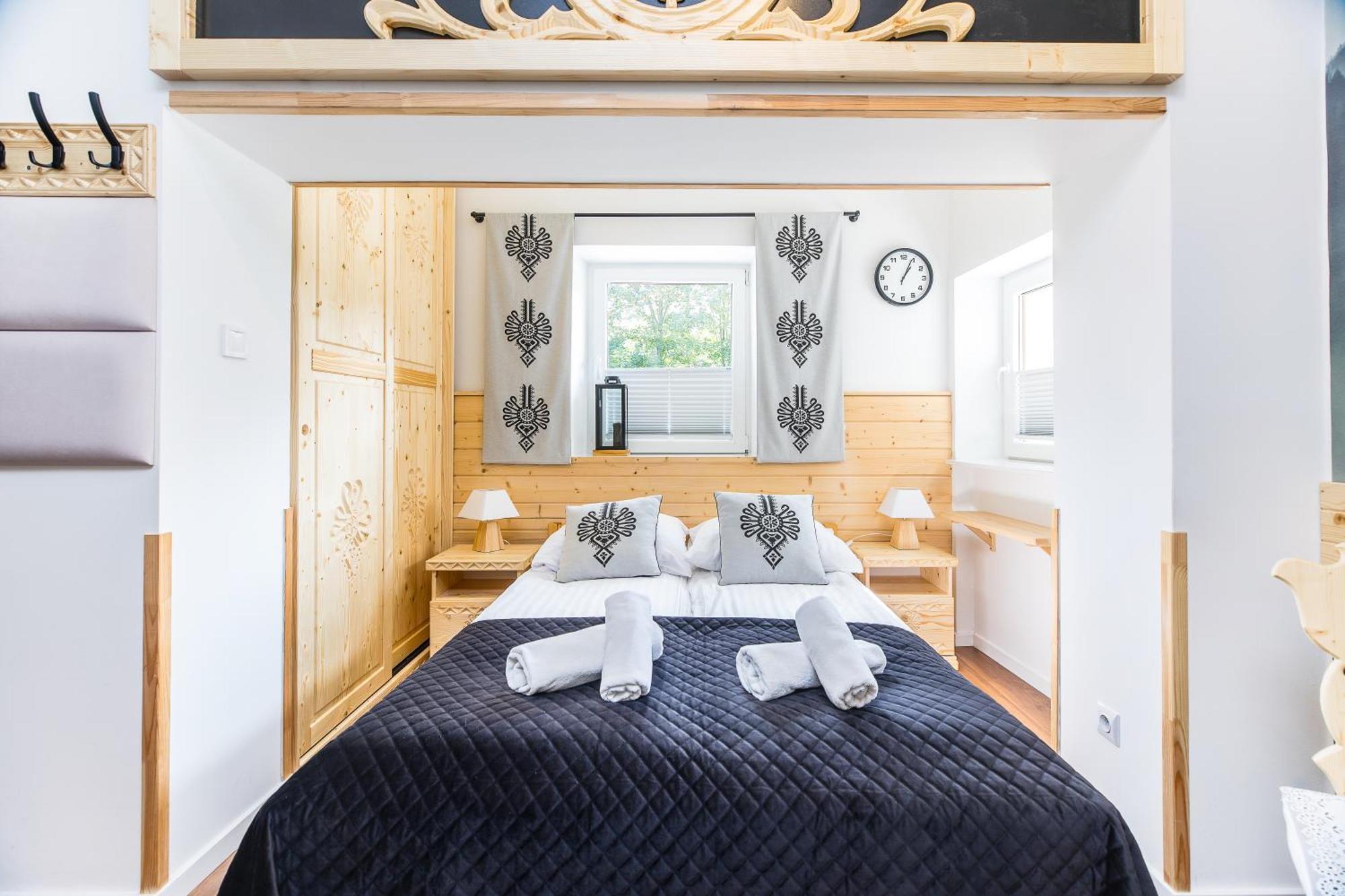 Palac Tatrzanski Apartamenty บุโควินา ทัตซานสกา ภายนอก รูปภาพ